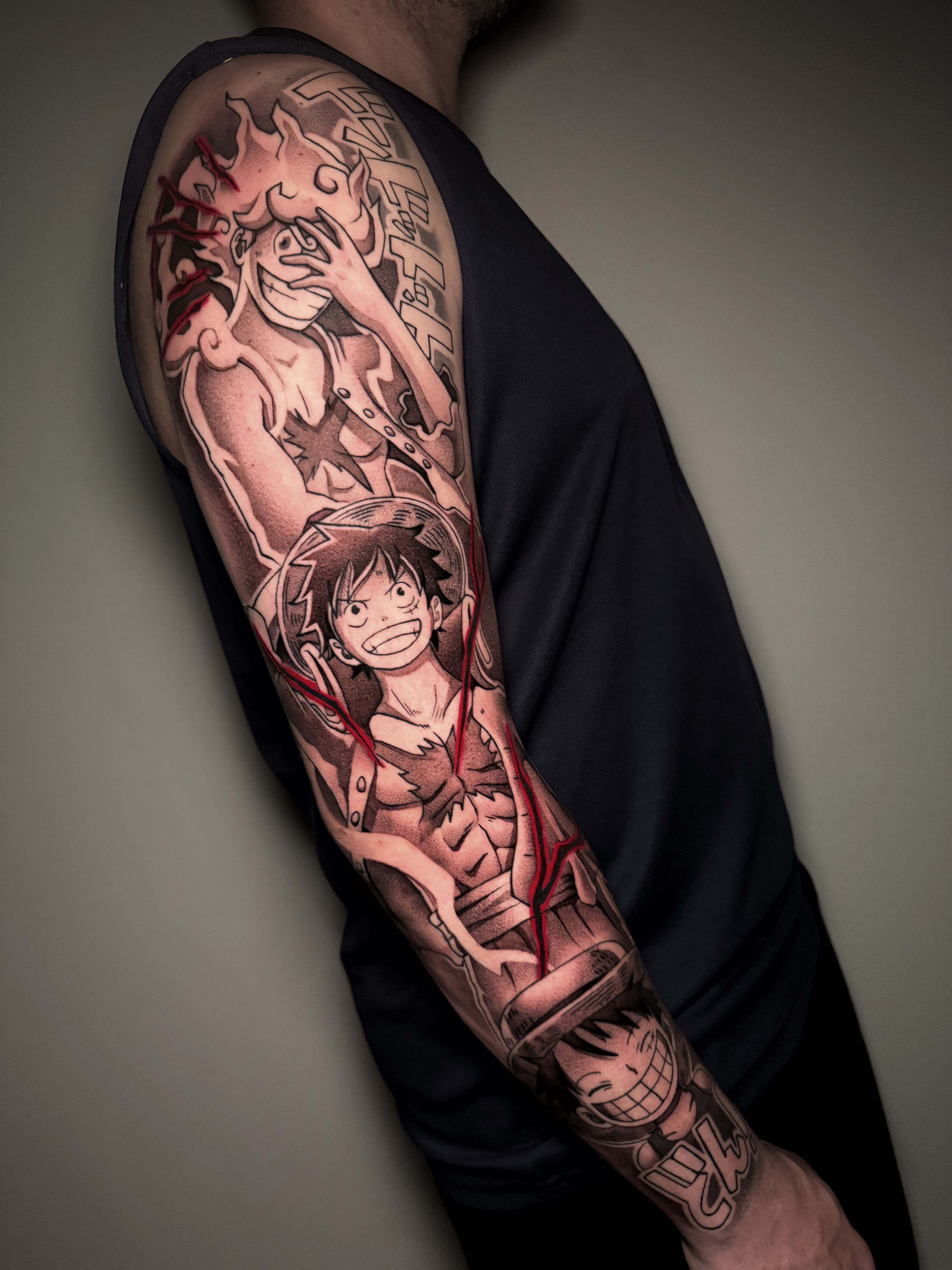 Tatuaje manga sleeve brazo completo realizado en Madrid